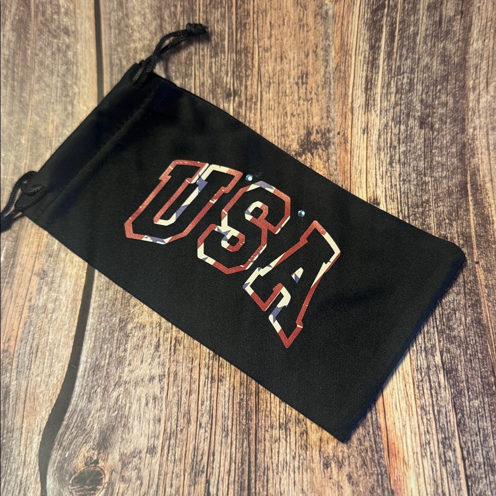 NEW Black Drawstring Pouch with USA Design Item #PHK6741